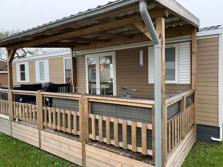 Gezellig Chalet In Het Mooie Zeeland - 오스트카펠 외부 사진